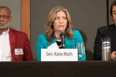 21 de marzo de 2019: La senadora Katie Muth participa en la Cumbre Presupuestaria 2019 de PA.