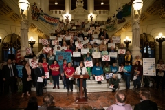 9 de marzo de 2020: La Senadora Katie Muth se unió a PennFuture, la Rep. Sara Innamorato y muchos activistas para concienciar sobre el daño de la House Bill 1100 "Energize PA."
