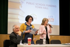 23 de enero de 2020: La senadora Katie Muth y la representante Danielle Friel Otten organizan una reunión conjunta para discutir la financiación de las escuelas públicas.
