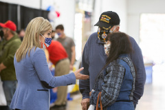 30 de noviembre de 2021: La senadora Katie Muth organiza la Exposición de Veteranos 2021 en el Greater Philadelphia Expo Center de Oaks.