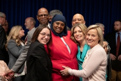 26 de marzo de 2019: La senadora Katie Muth se une hoy a sus compañeros demócratas para presentar un paquete legislativo para frenar el acoso laboral.